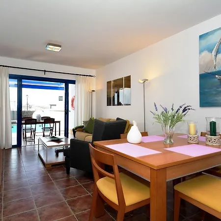 Salinas With Private Pool * Playa Blanca (Lanzarote)